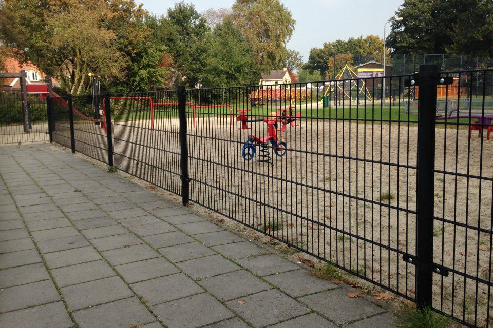 Hekwerk scholen: dubbelstaafmat